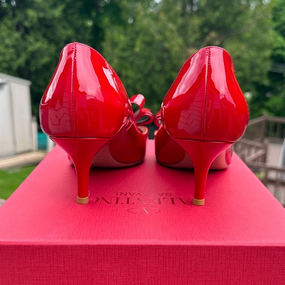 ✨HOST PICK✨ VALENTINO PEEP TOE HEELS (IT 39.5) - Picture 8 of 10